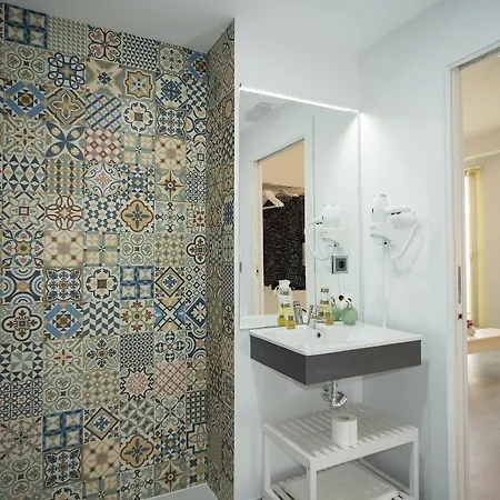 Apartment Algo Diferente